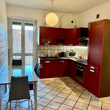 דירה Casa Aurora ביאלה